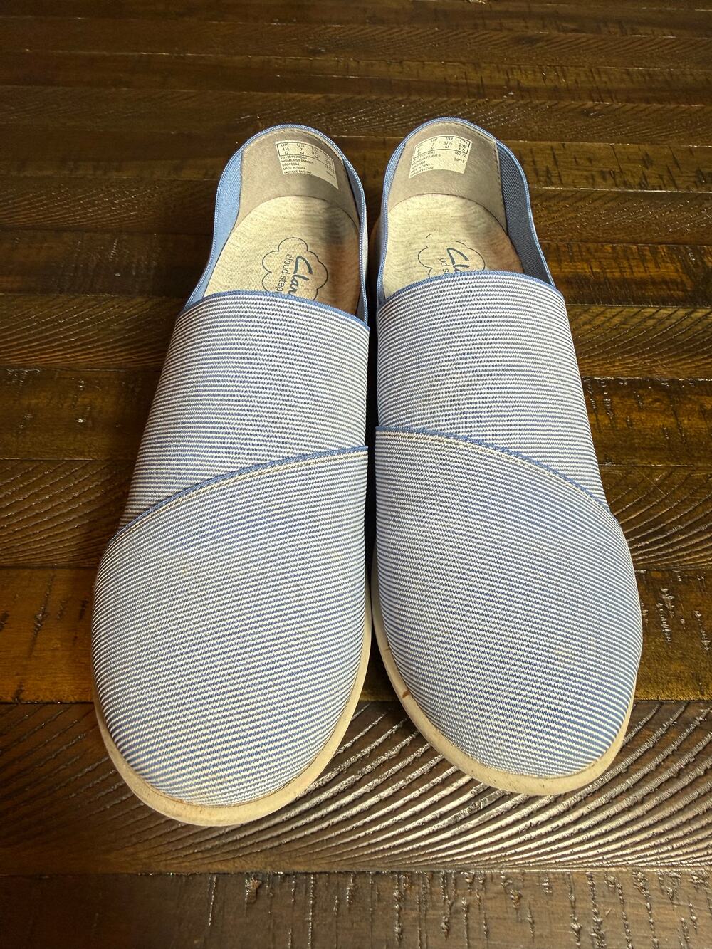 Clarks Cloud Steppers Blue Stripe Soft Cushion Womens Size 7 Comfort Shoe